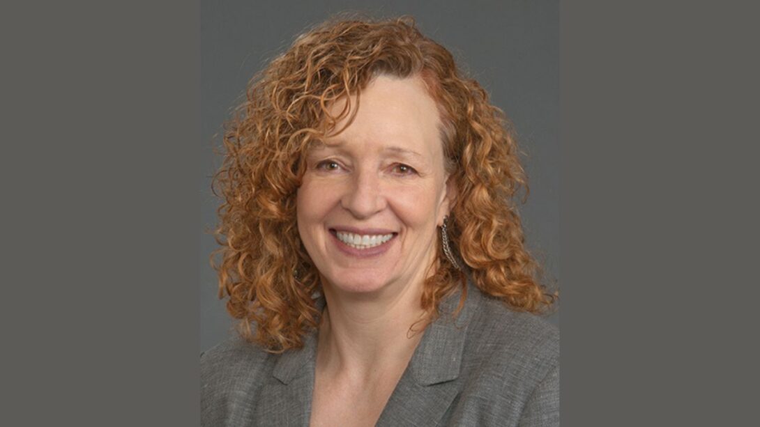 Laura Baker Headshot